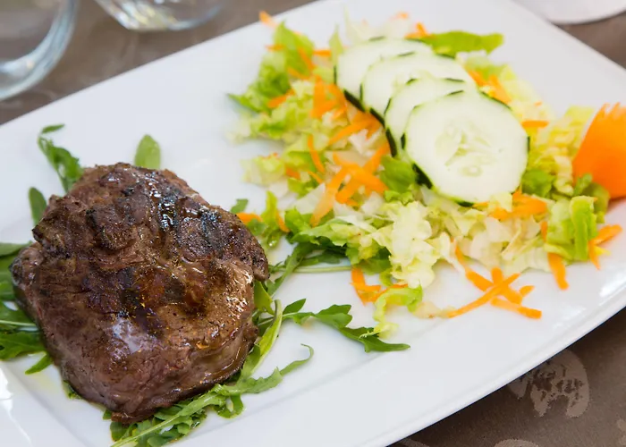 Western Madison Отель 4*