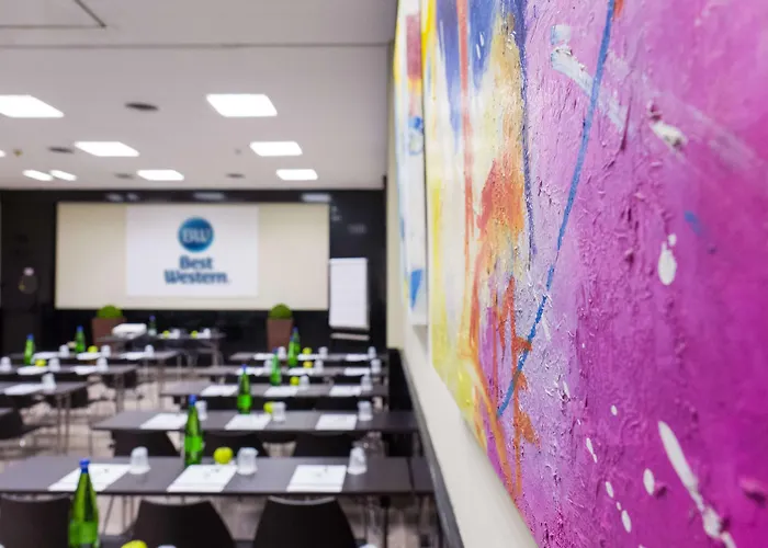 Western Madison 4* Милан