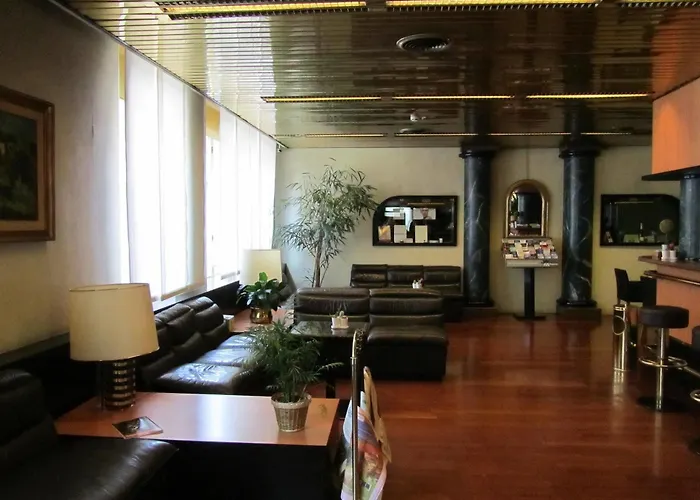 Отель Western Madison Милан