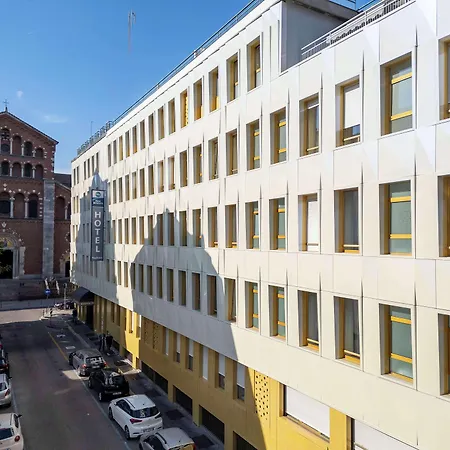 Hotell Western Madison 4*