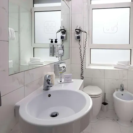 Western Madison 4* Milano