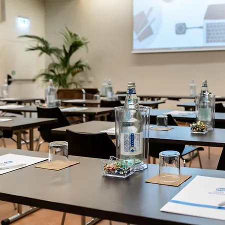 Western Madison 4* Milano